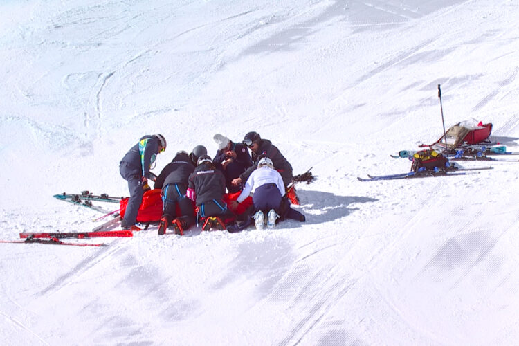 Unfortunate bump and an inflated air bag a part of Vonn's fall